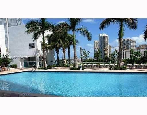 41 SE 5th St #911, Miami FL 33131