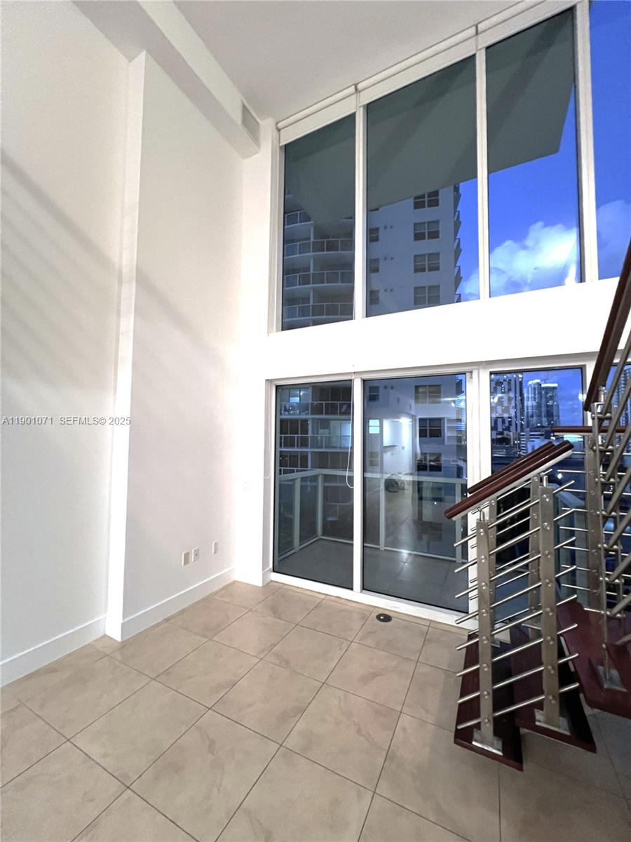 41 SE 5th St #911, Miami FL 33131