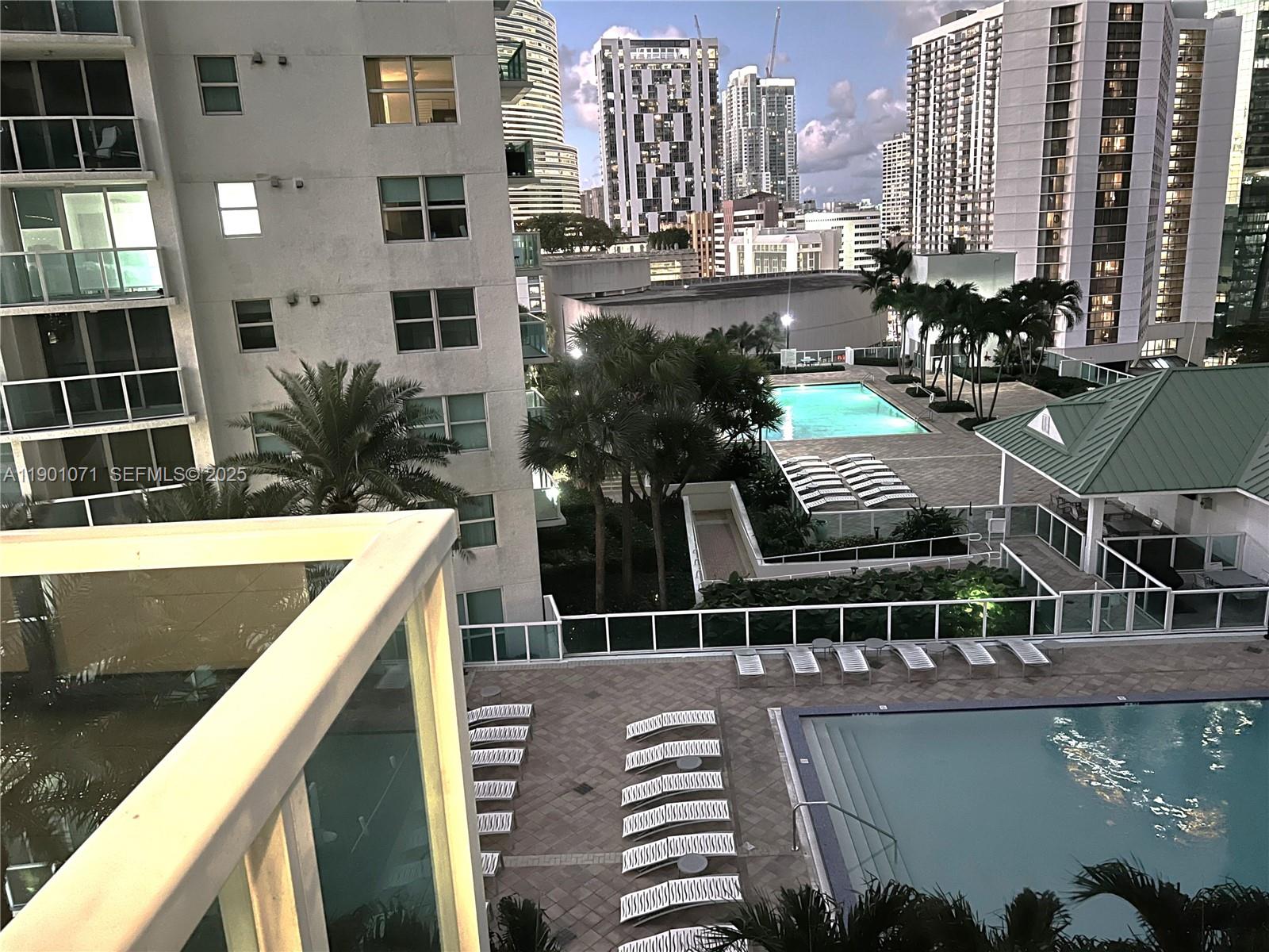 41 SE 5th St #911, Miami FL 33131