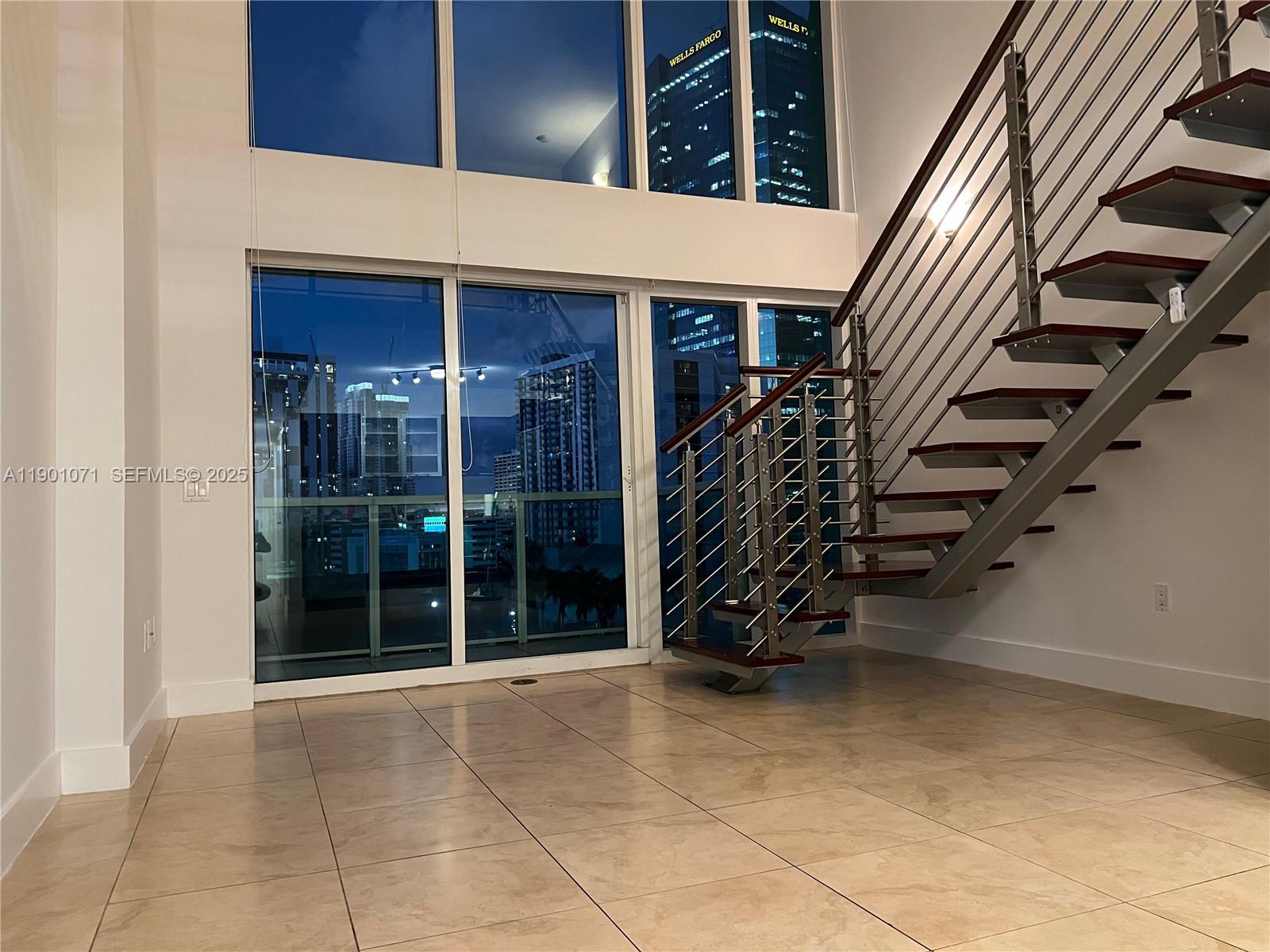 41 SE 5th St #911, Miami FL 33131