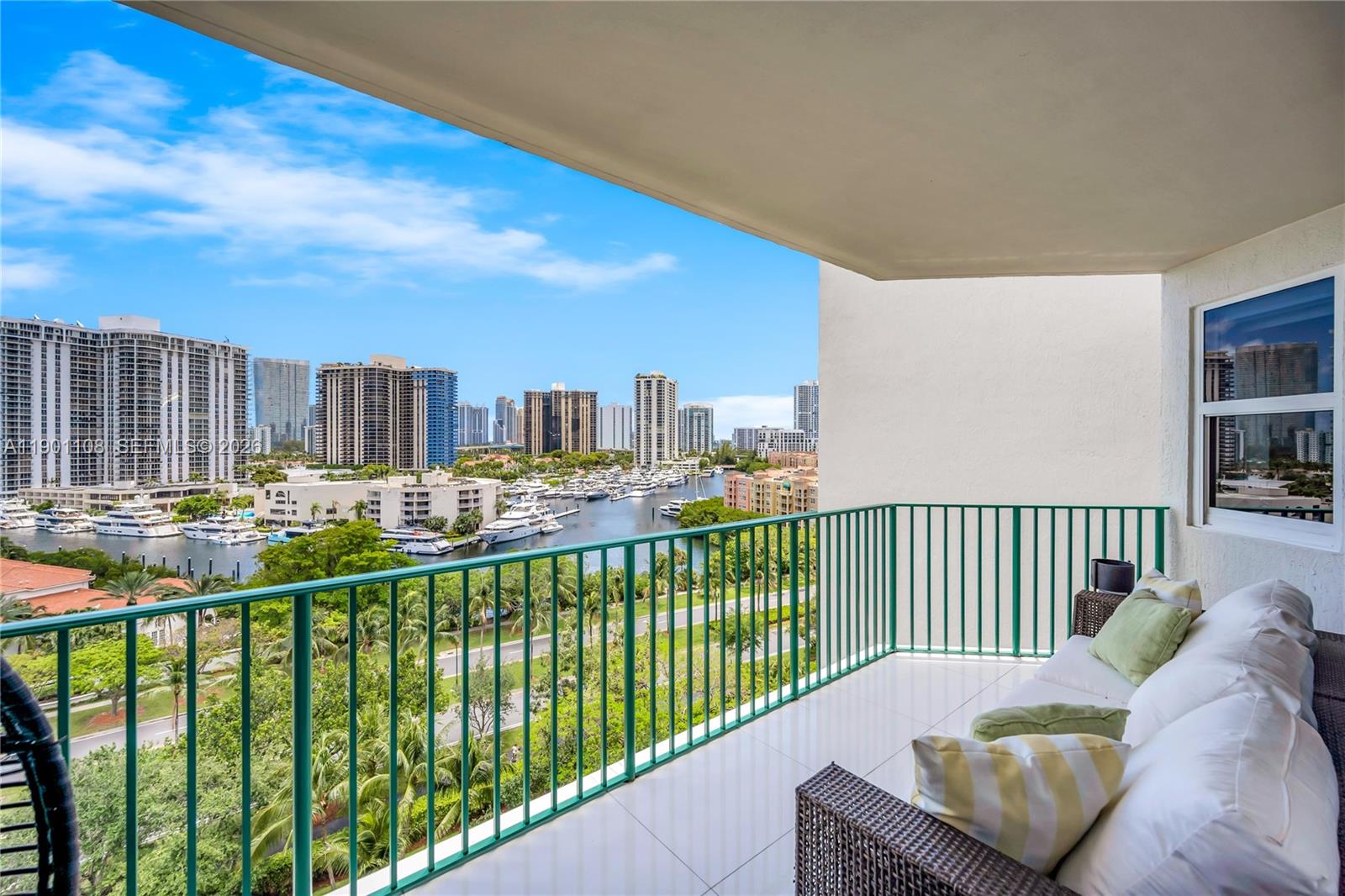 19900 E Country Club Dr #1003, Aventura FL 33180