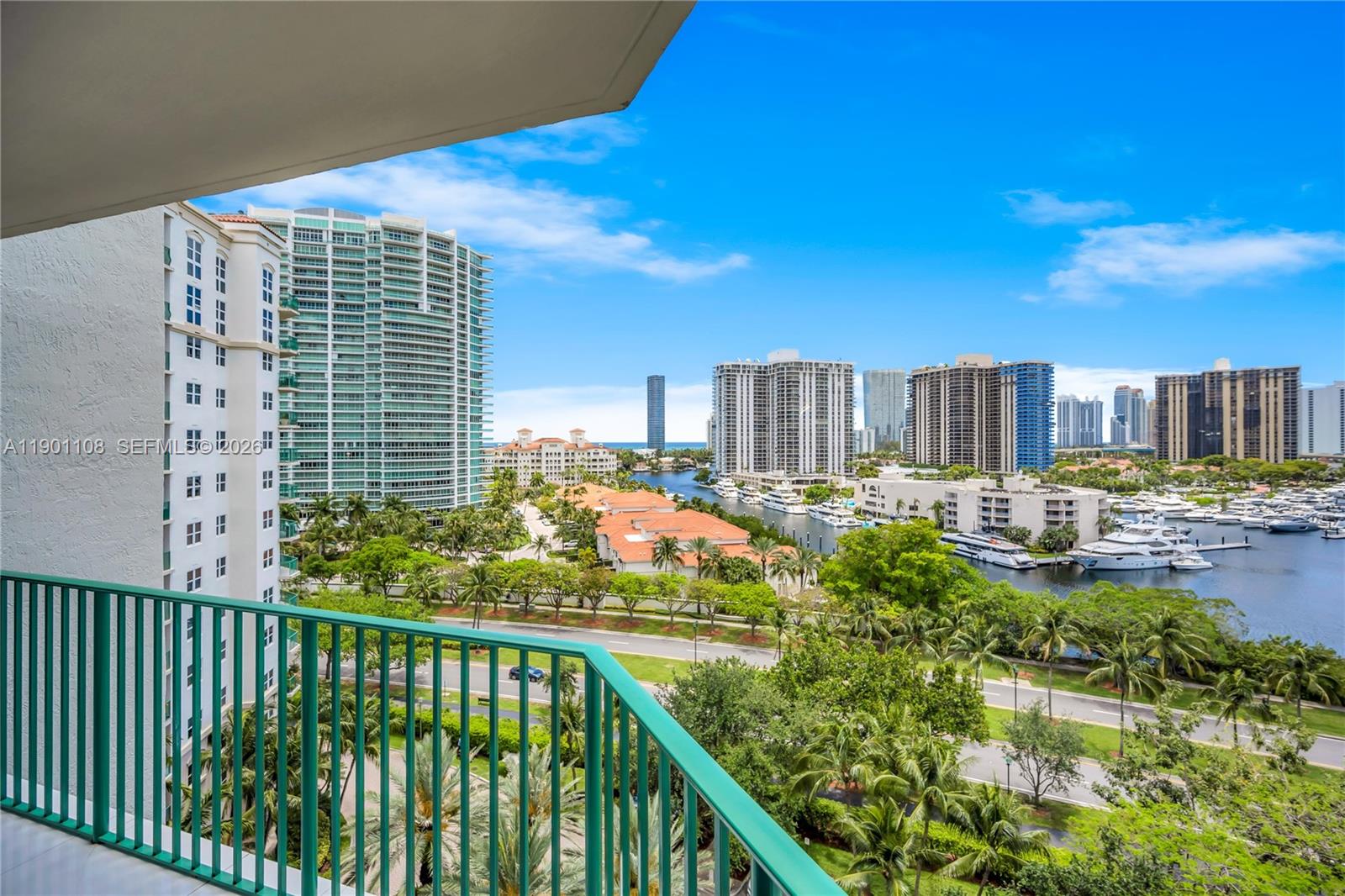 19900 E Country Club Dr #1003, Aventura FL 33180