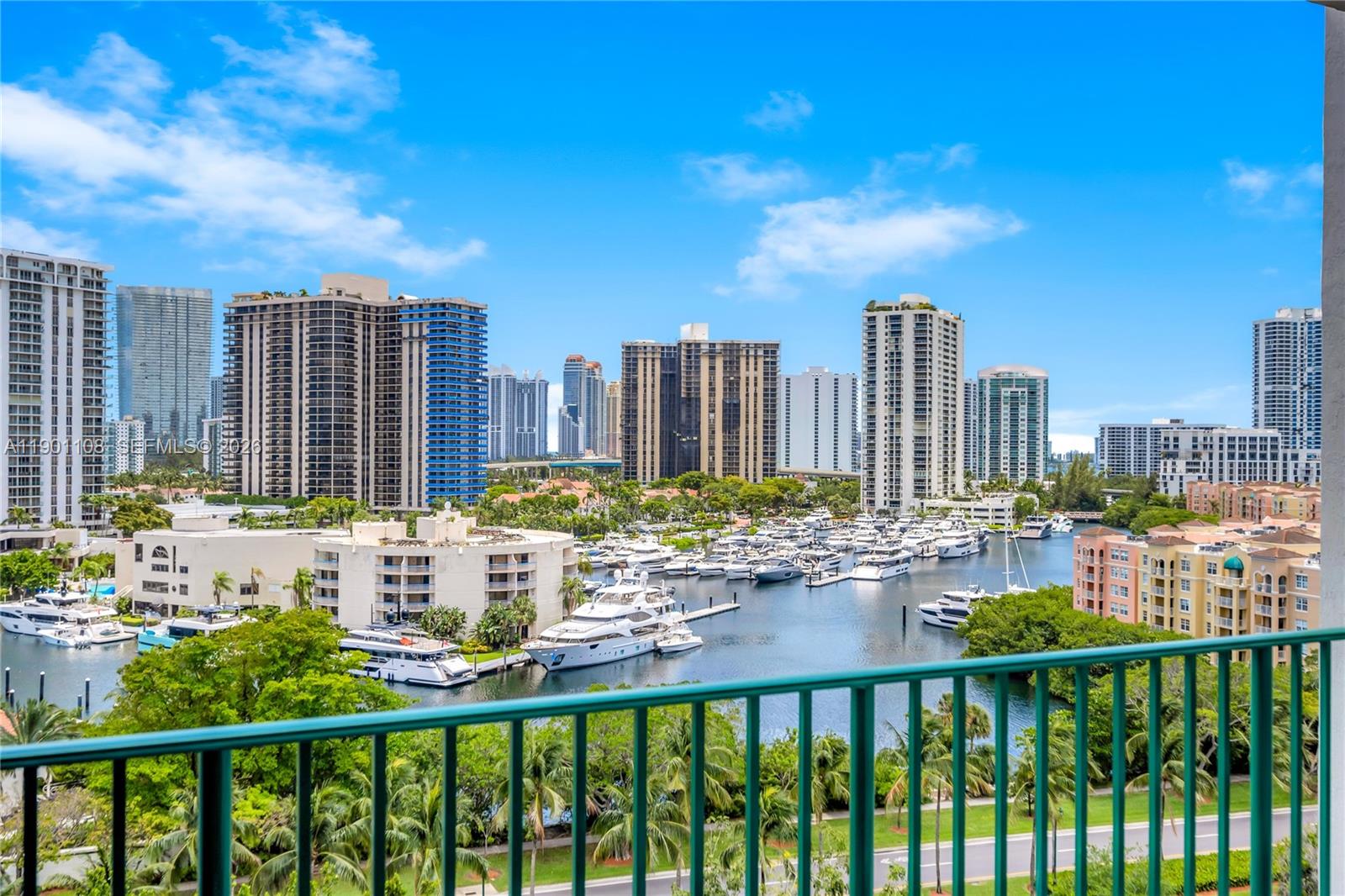 19900 E Country Club Dr #1003, Aventura FL 33180