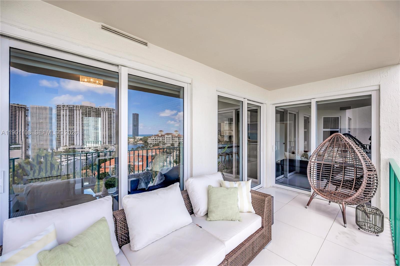 19900 E Country Club Dr #1003, Aventura FL 33180