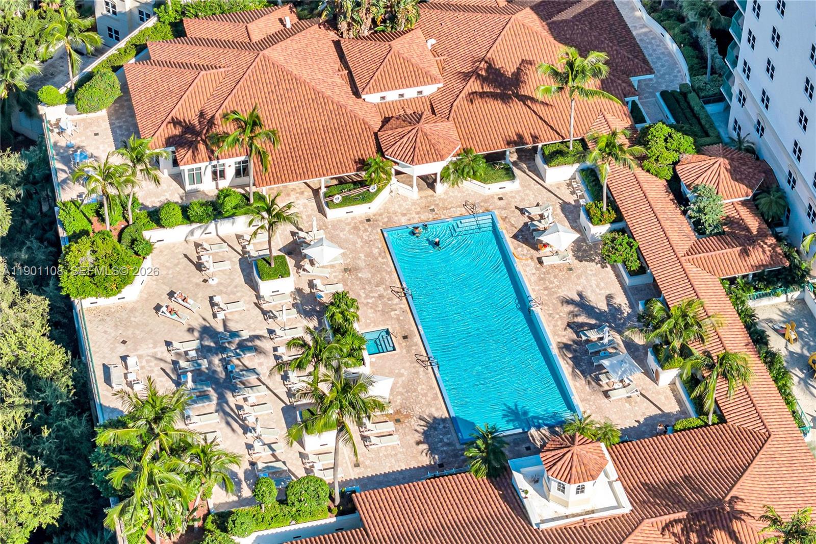 19900 E Country Club Dr #1003, Aventura FL 33180