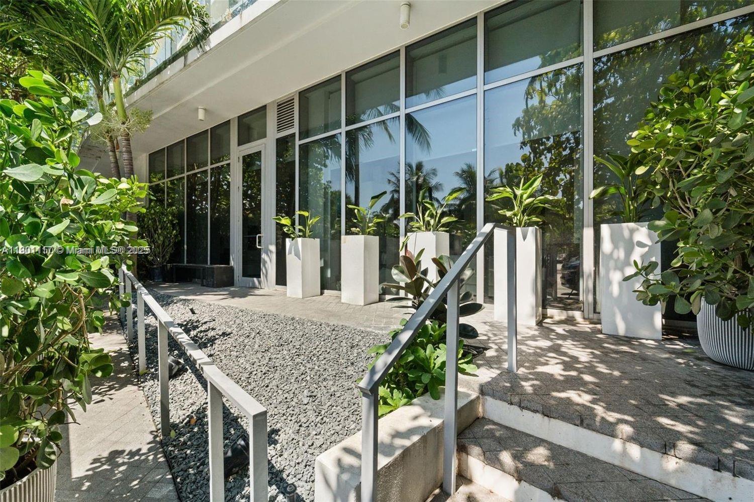 1 Collins Ave #108, Miami Beach FL 33139