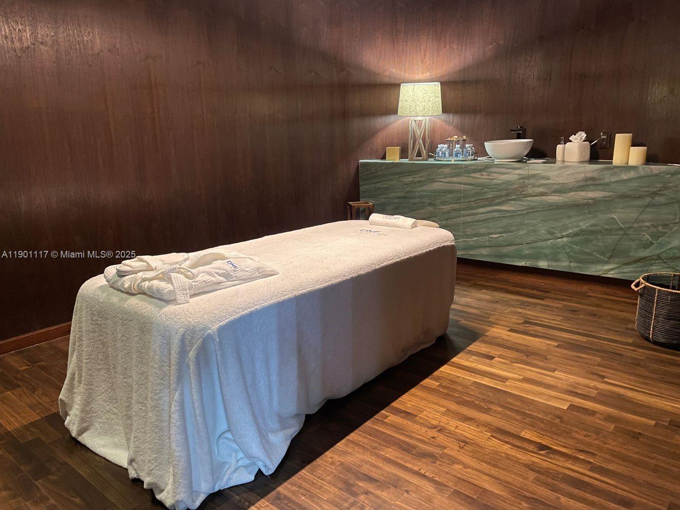 1 Collins Ave #108, Miami Beach FL 33139