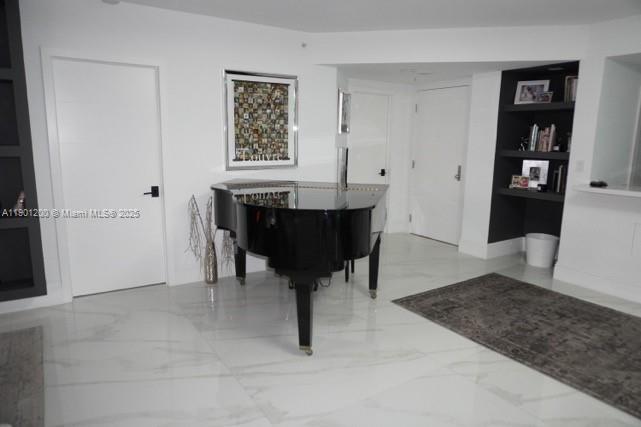 701 Brickell Key Blvd #412, Miami FL 33131