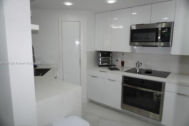 701 Brickell Key Blvd #412, Miami FL 33131