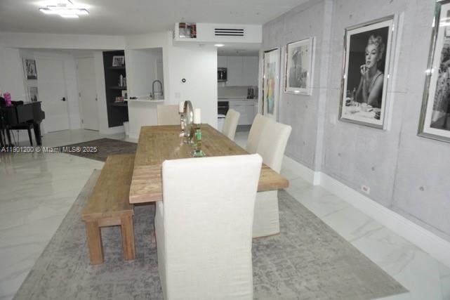 701 Brickell Key Blvd #412, Miami FL 33131