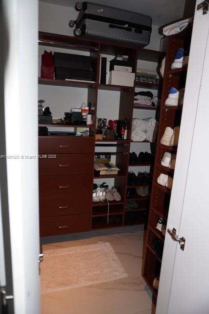 701 Brickell Key Blvd #412, Miami FL 33131