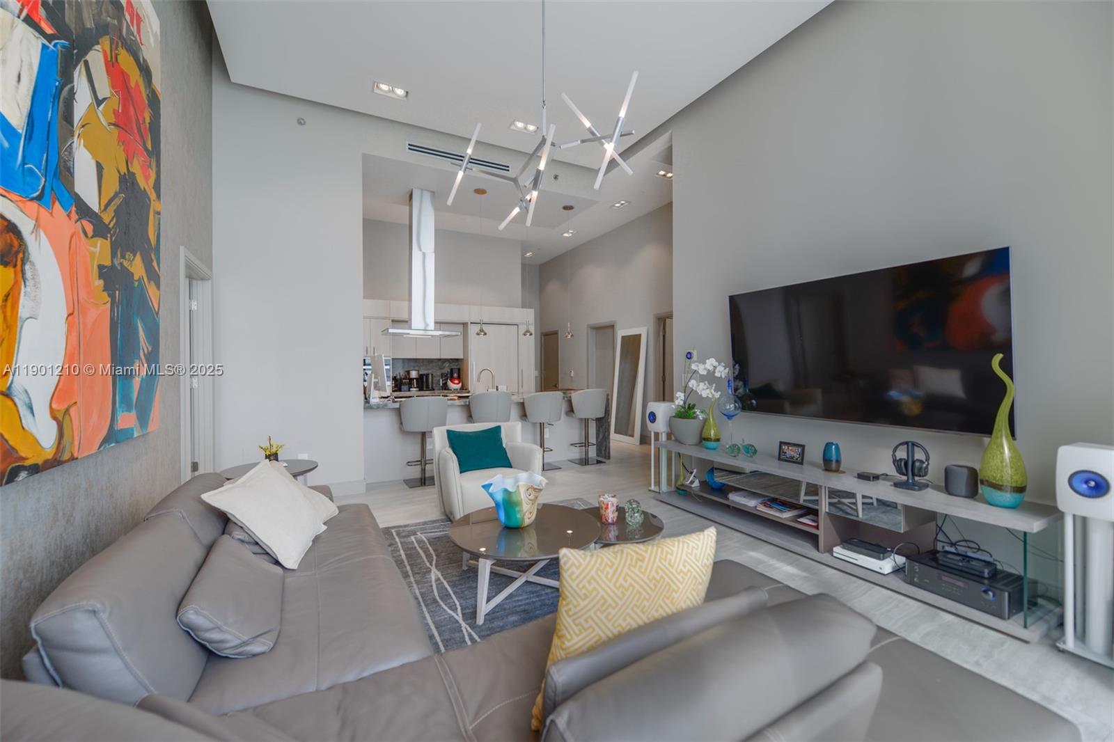 495 Brickell Ave #2211, Miami FL 33131