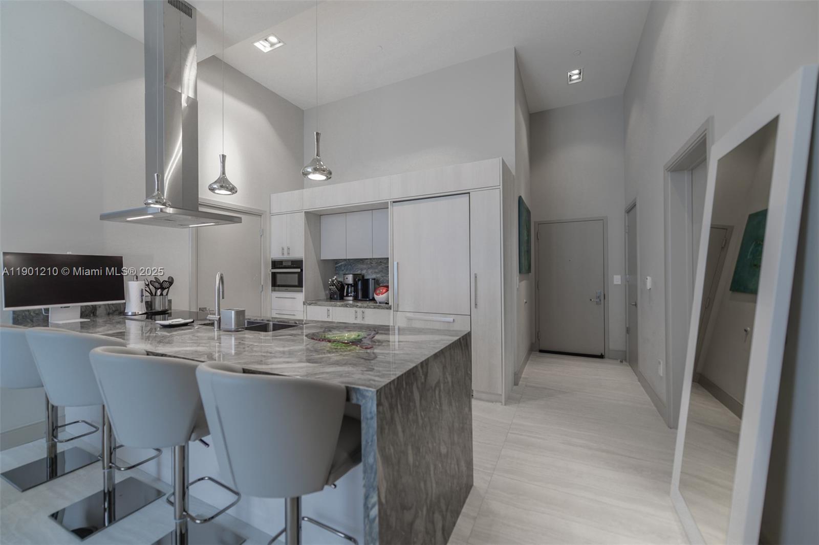 495 Brickell Ave #2211, Miami FL 33131