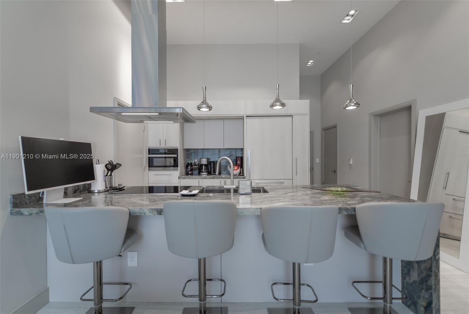 495 Brickell Ave #2211, Miami FL 33131