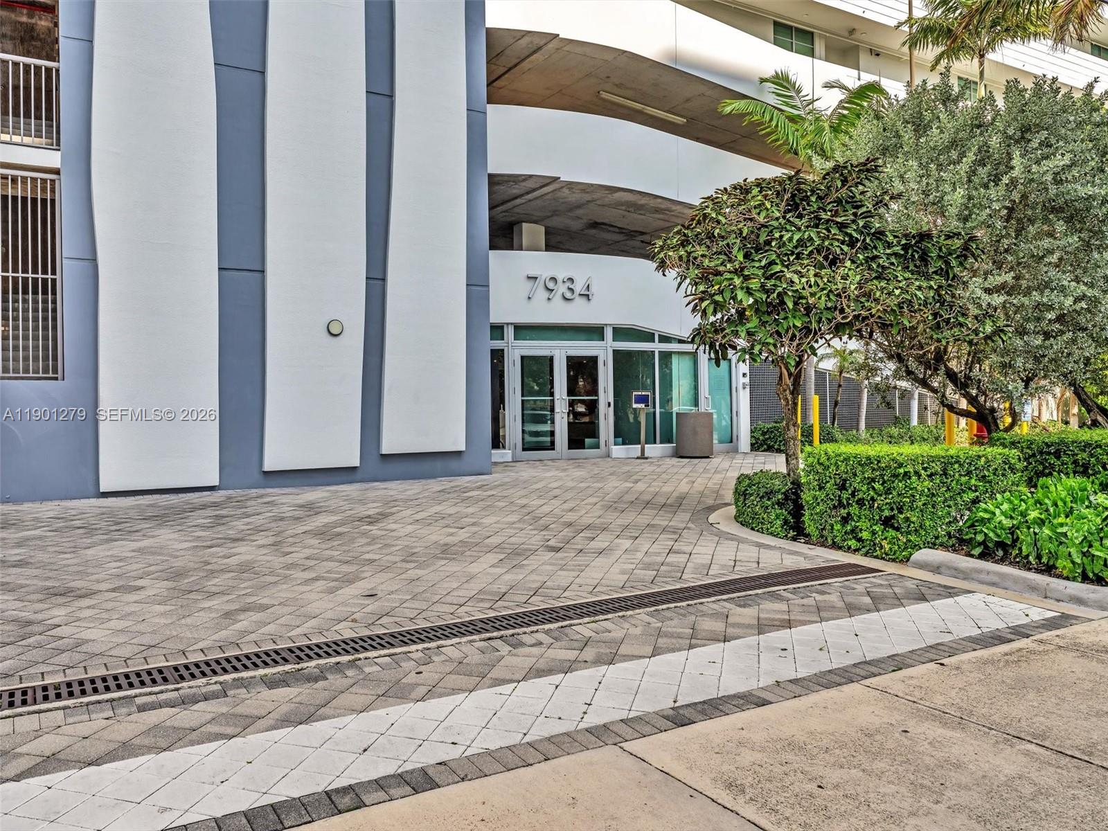 7934 West Dr #1201, North Bay Village FL 33141