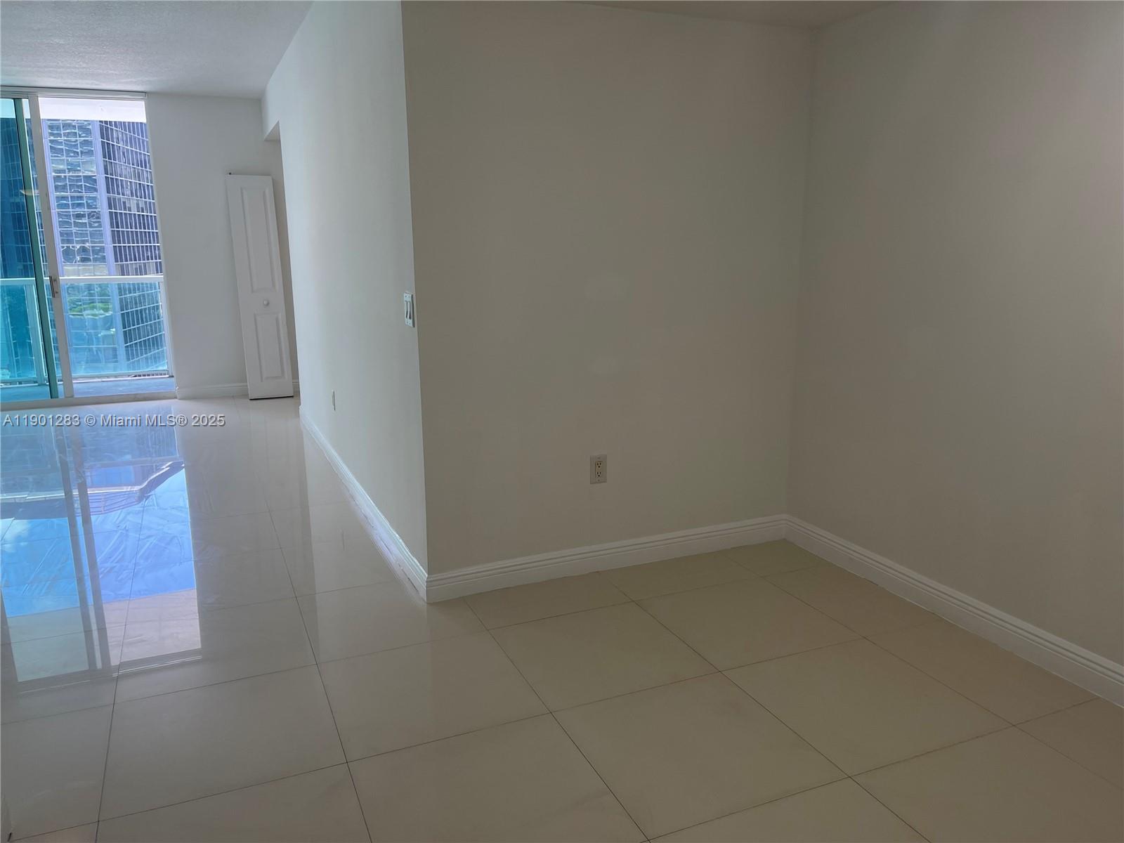 1250 S Miami Ave #1404, Miami FL 33130