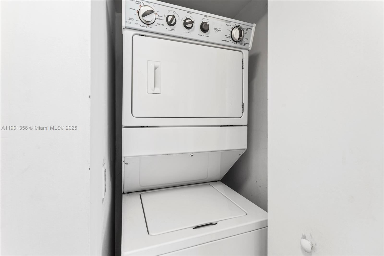 335 S BISCAYNE BL #3404, Miami FL 33131