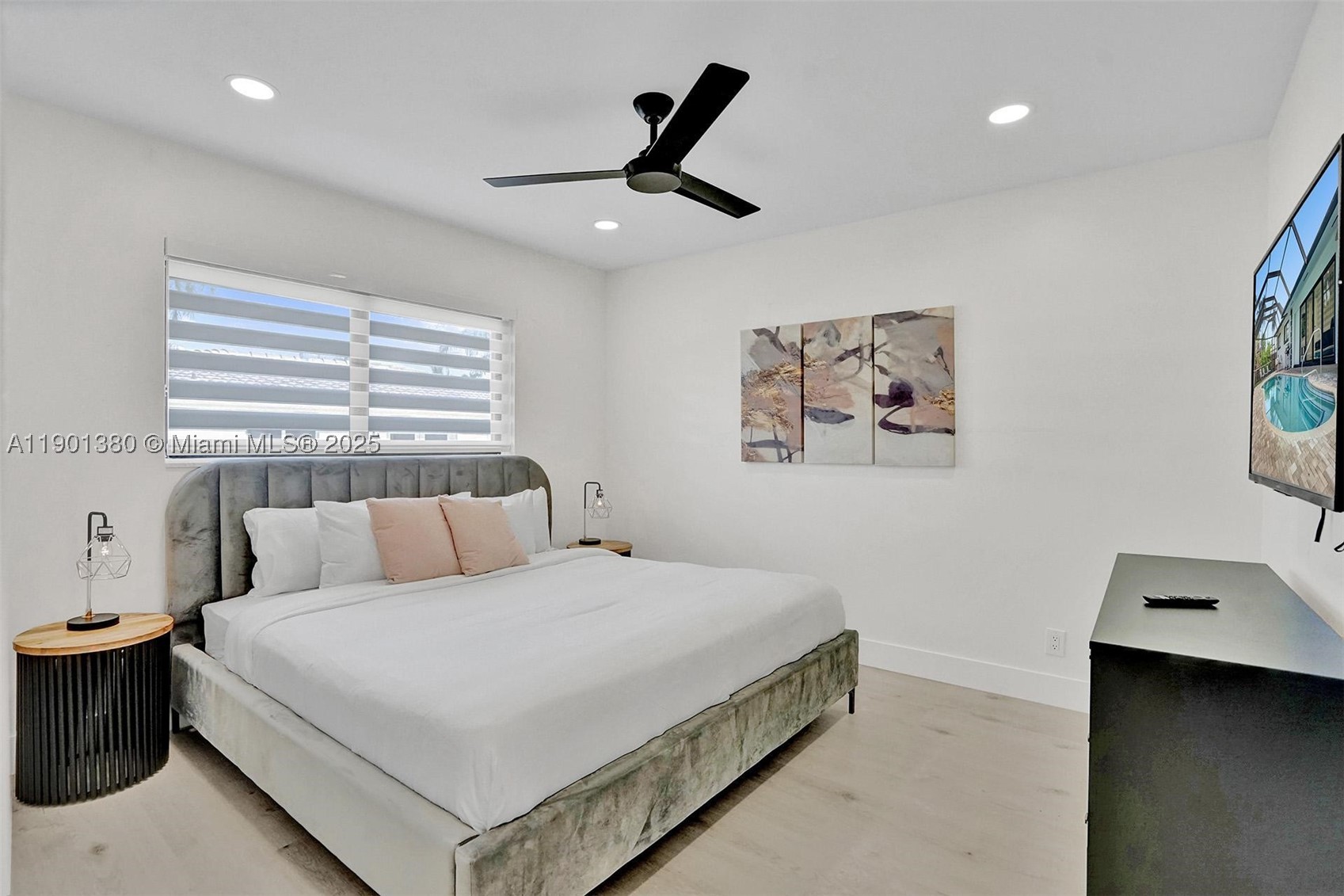 1141 N Northlake Dr, Hollywood FL 33019
