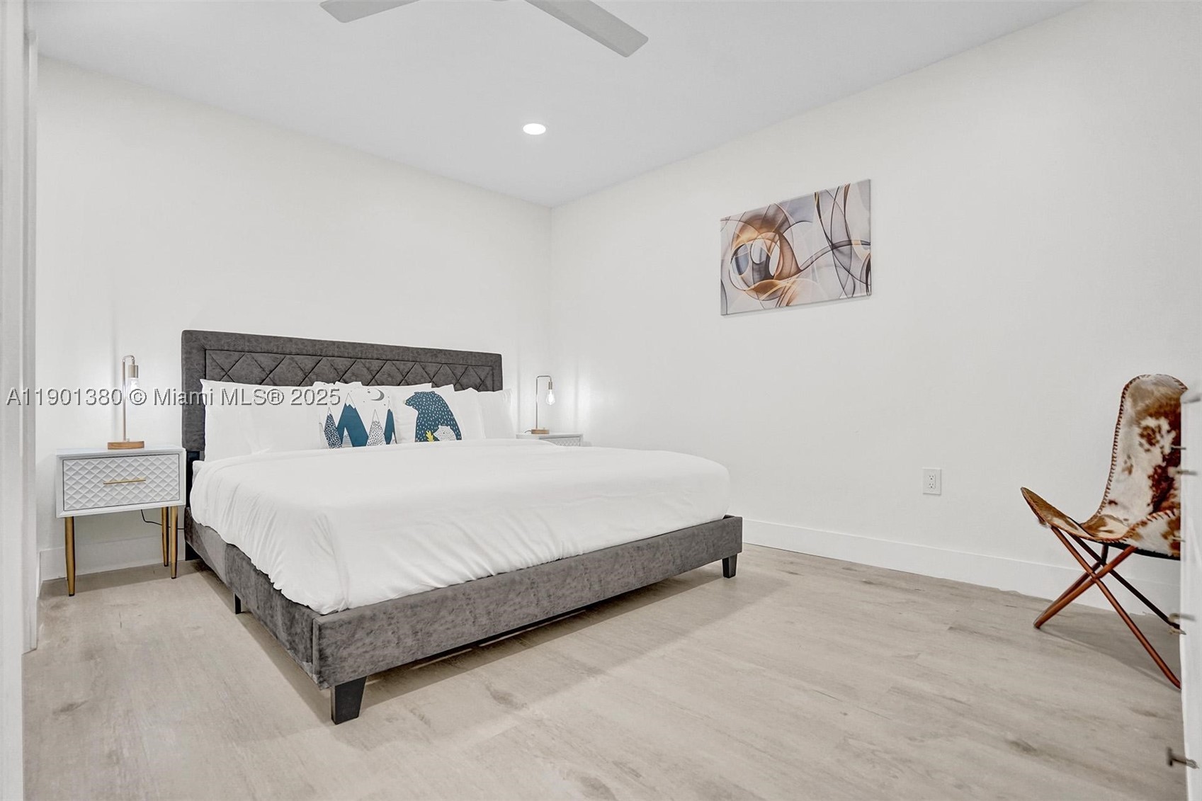 1141 N Northlake Dr, Hollywood FL 33019