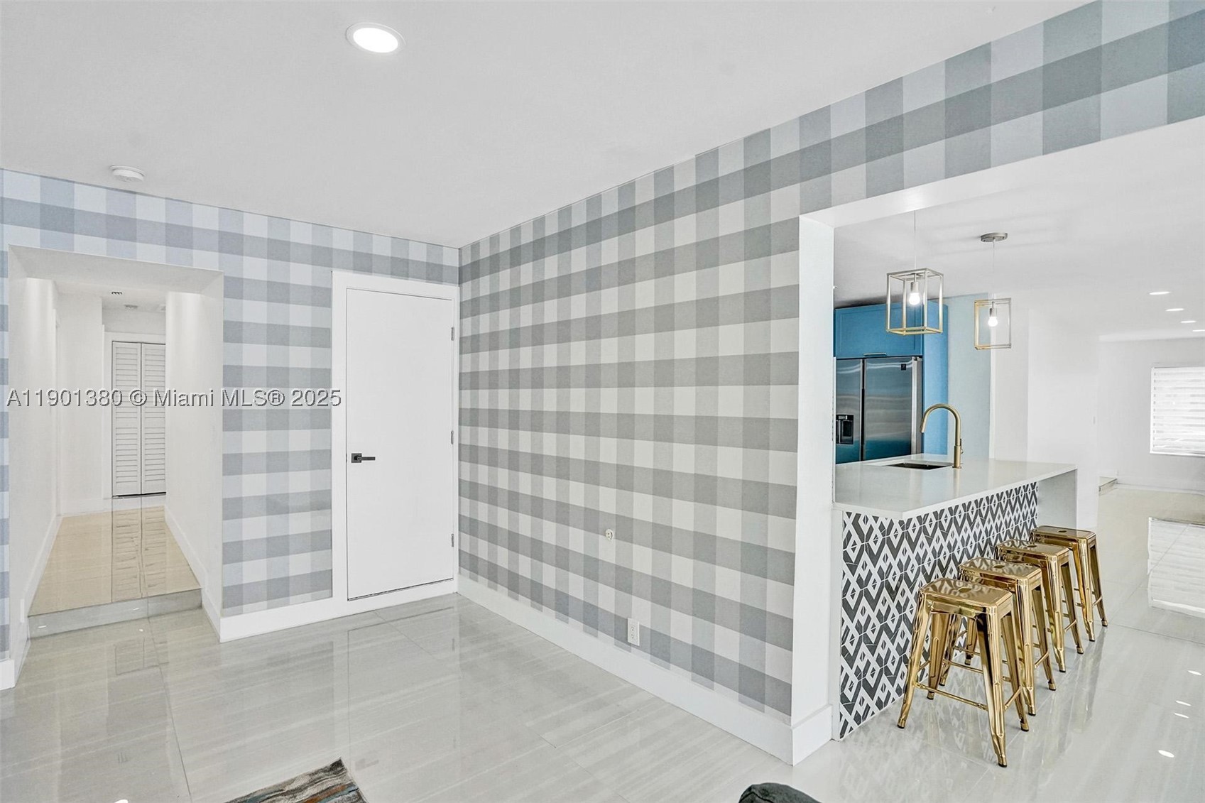 1141 N Northlake Dr, Hollywood FL 33019