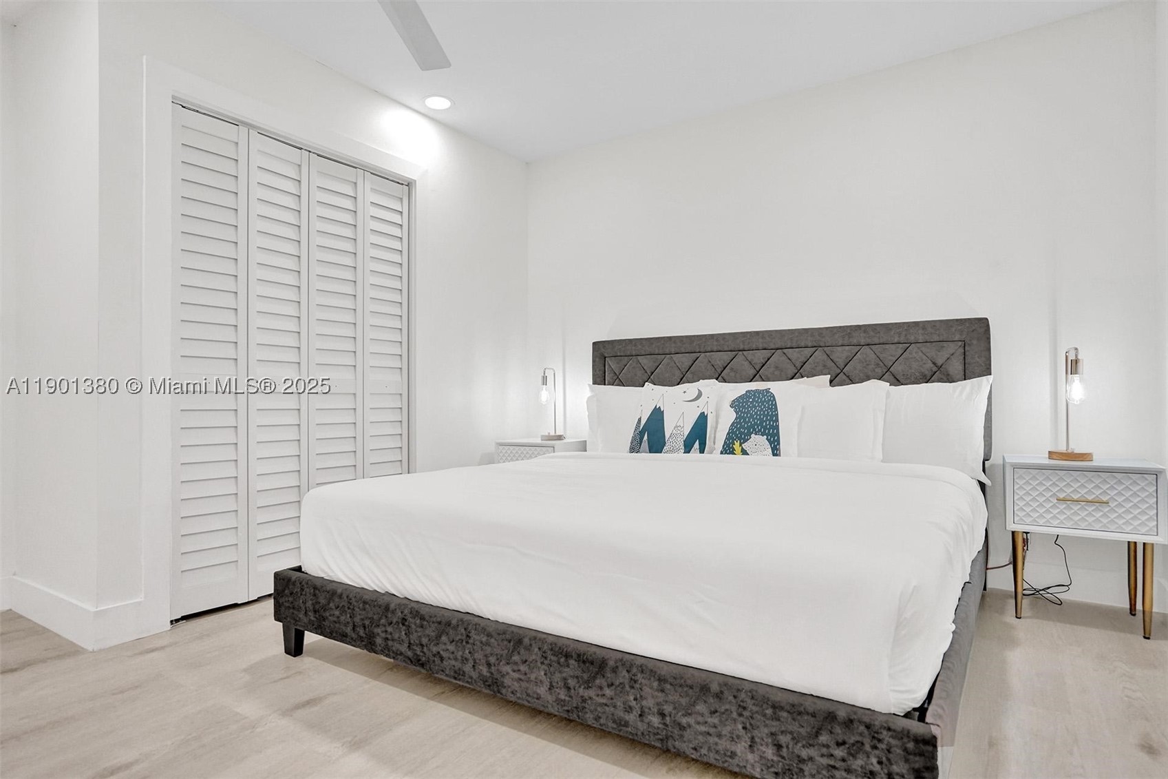 1141 N Northlake Dr, Hollywood FL 33019