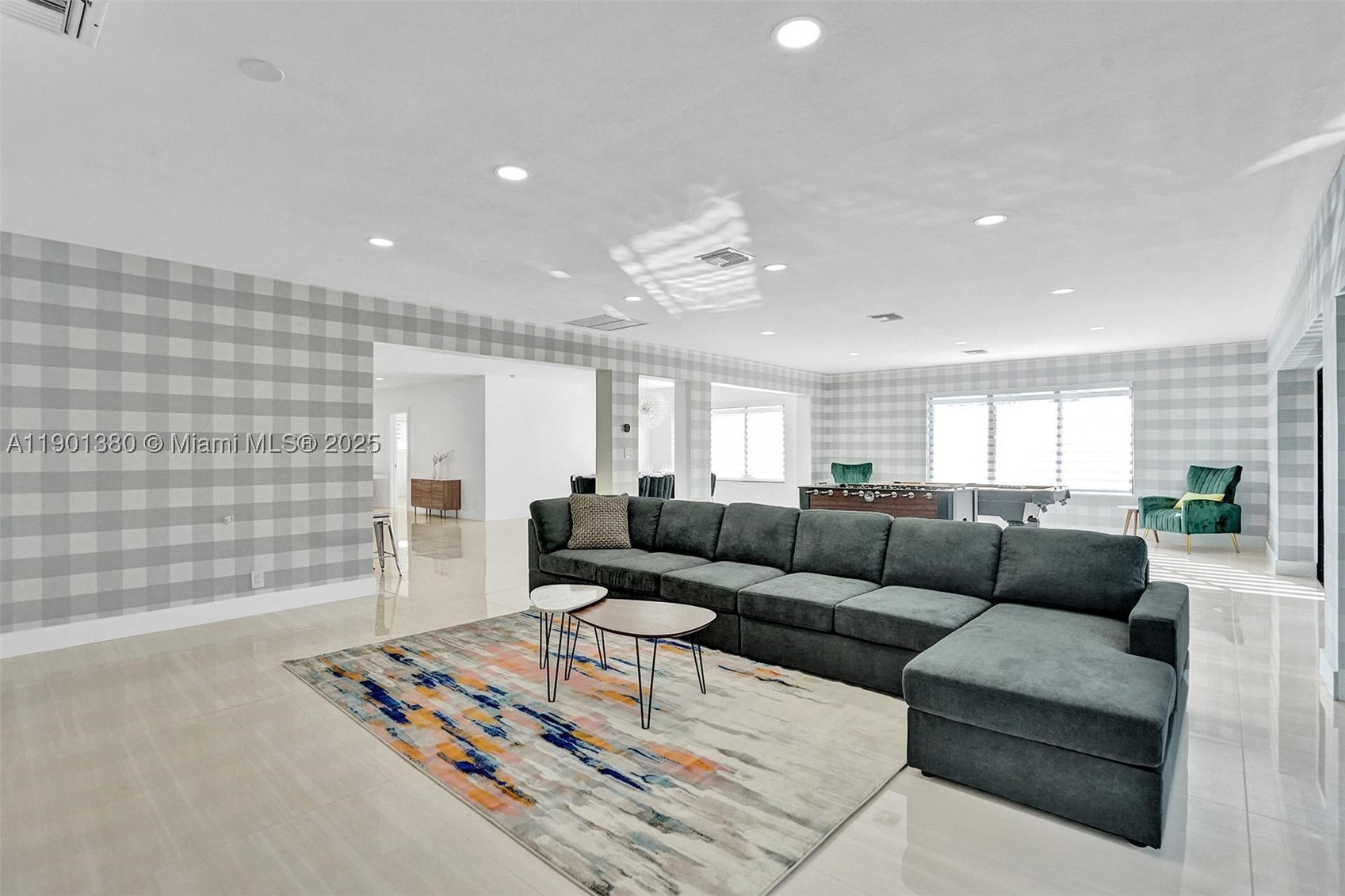 1141 N Northlake Dr, Hollywood FL 33019