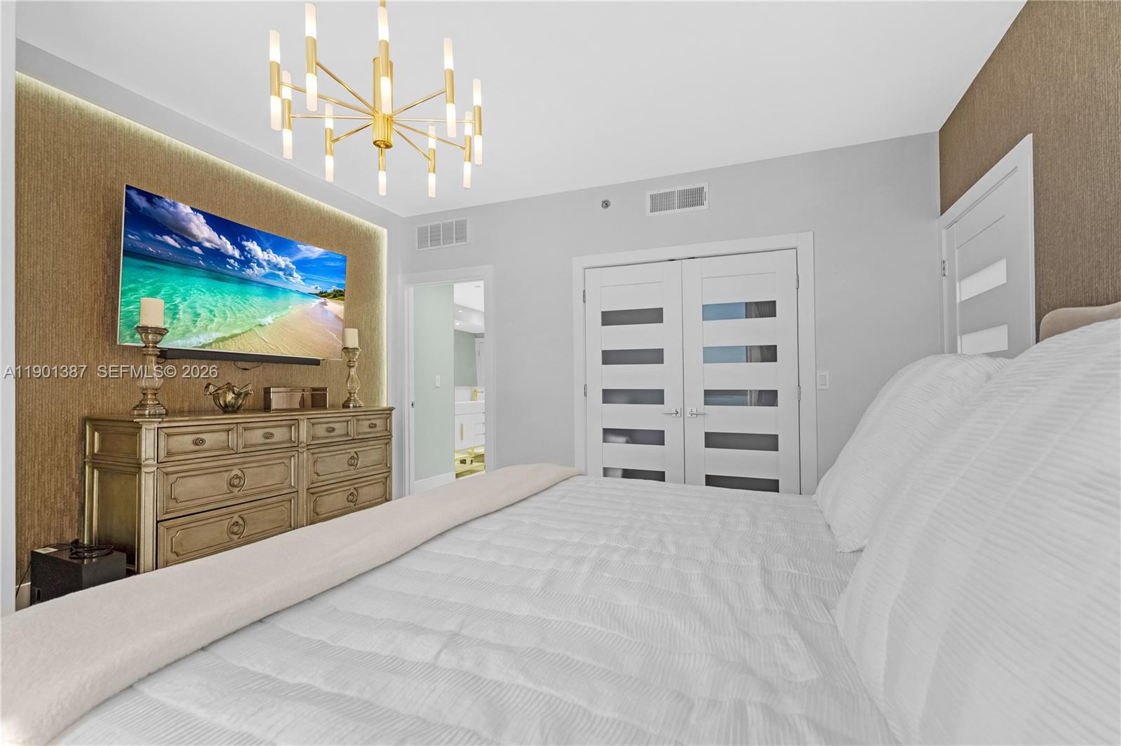495 Brickell Ave #3802, Miami FL 33131