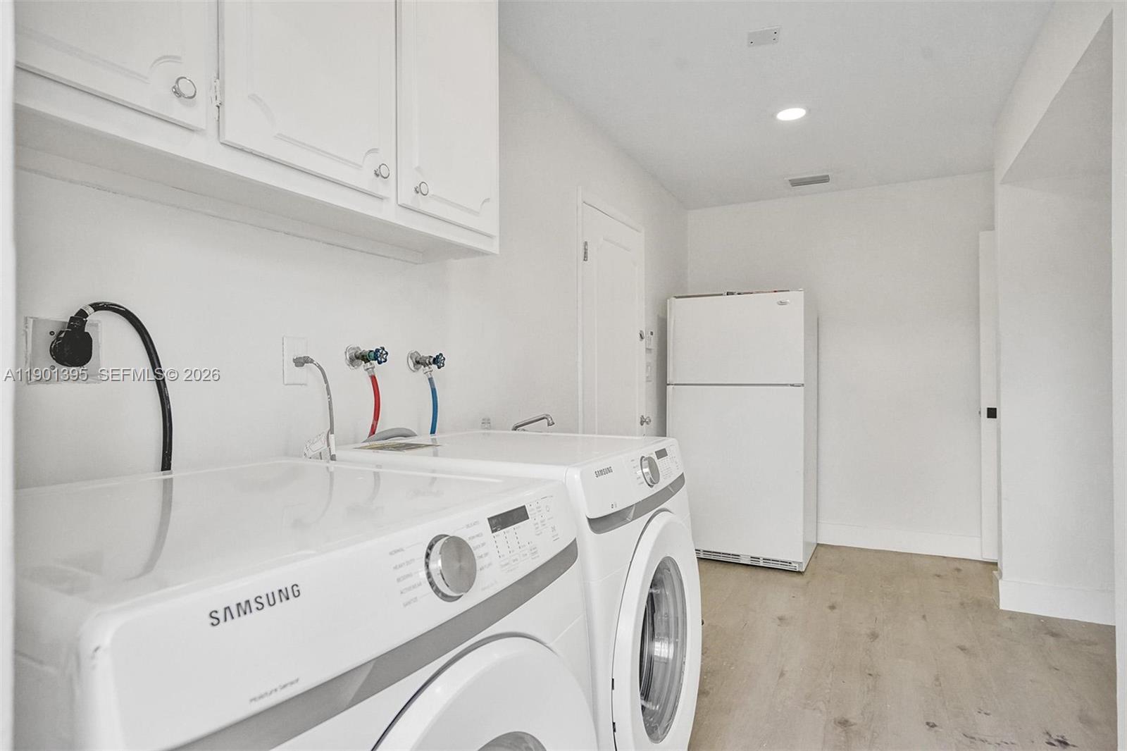 1141 N Northlake Dr, Hollywood FL 33019