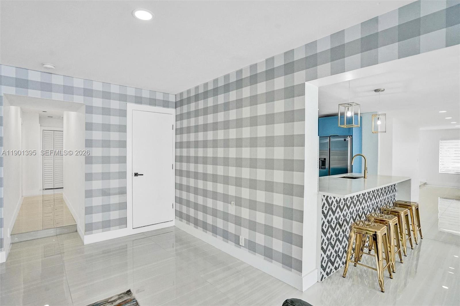 1141 N Northlake Dr, Hollywood FL 33019