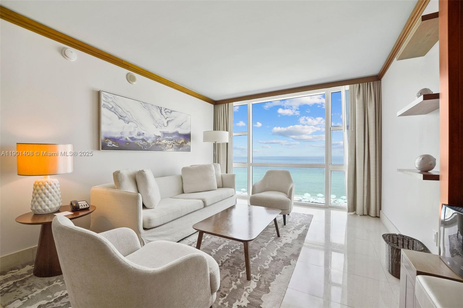 6801 Collins Ave #422, Miami Beach FL 33141