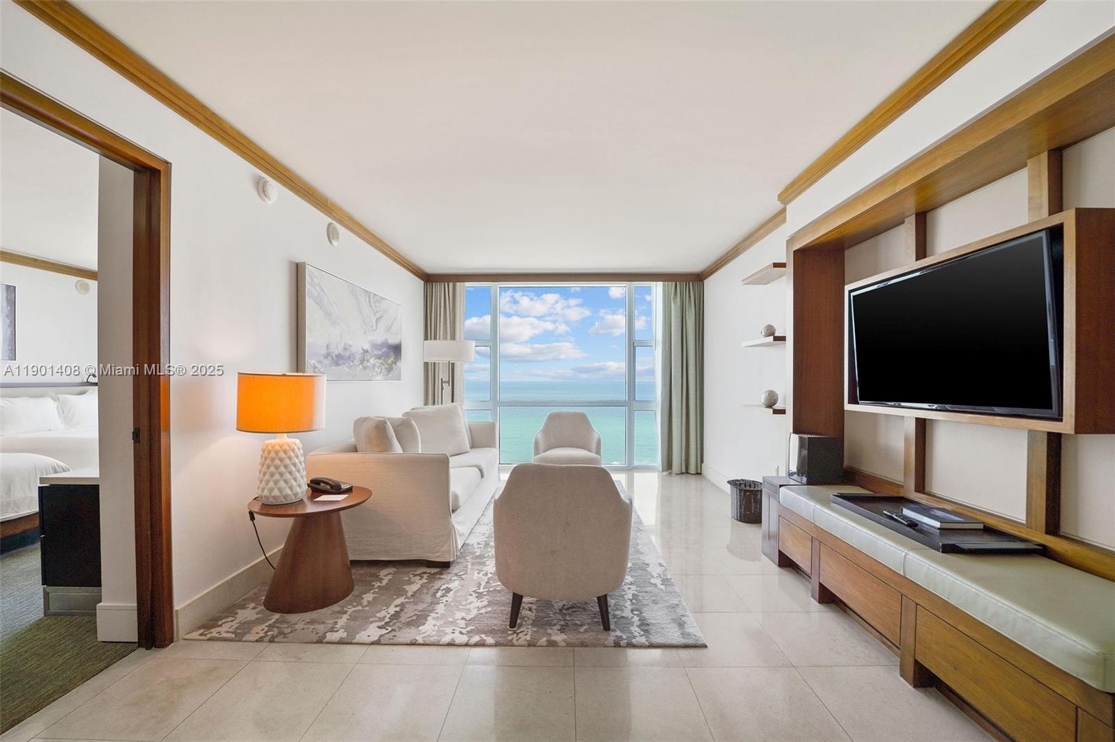 6801 Collins Ave #422, Miami Beach FL 33141