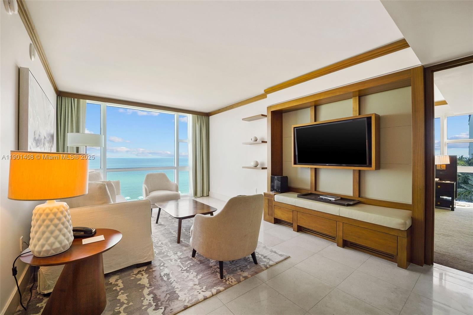 6801 Collins Ave #422, Miami Beach FL 33141