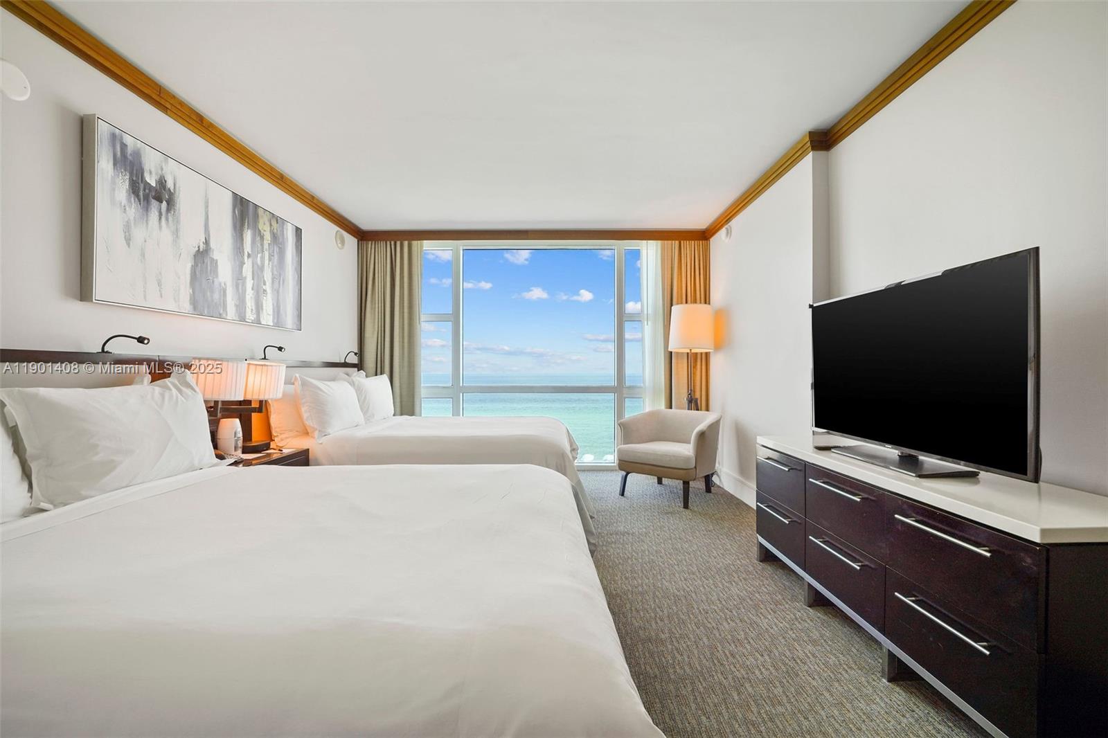 6801 Collins Ave #422, Miami Beach FL 33141