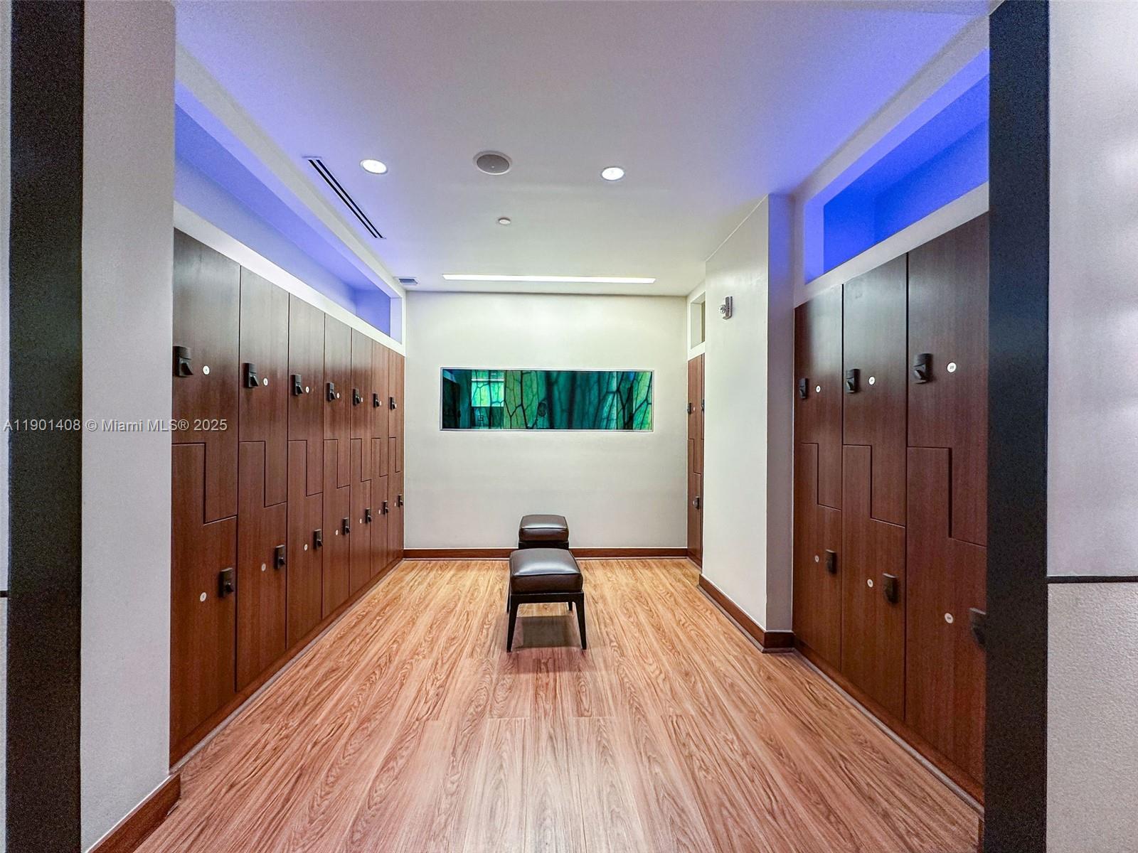 6801 Collins Ave #422, Miami Beach FL 33141