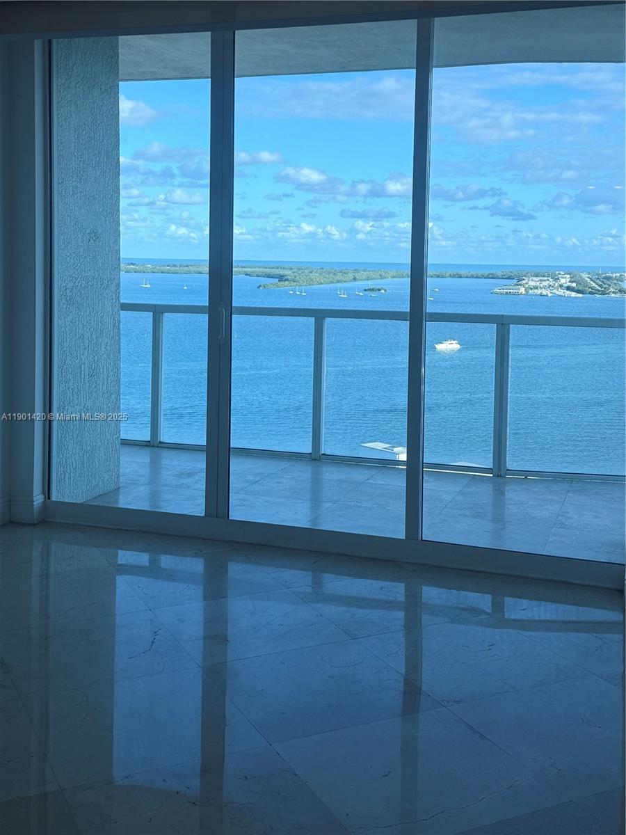 218 SE 14th St #2203, Miami FL 33131