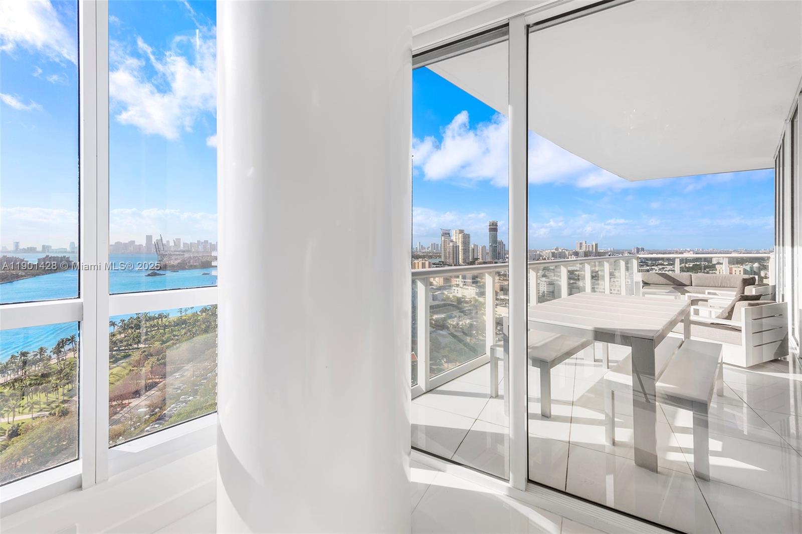 100 S Pointe Dr #2101, Miami Beach FL 33139