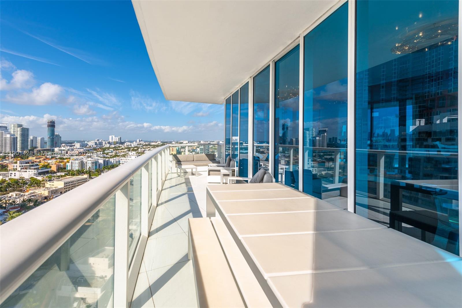 100 S Pointe Dr #2101, Miami Beach FL 33139