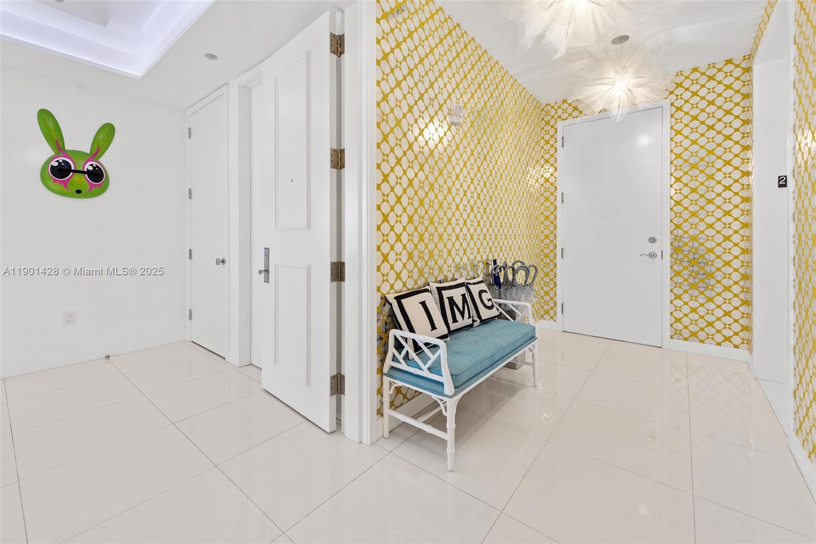 100 S Pointe Dr #2101, Miami Beach FL 33139