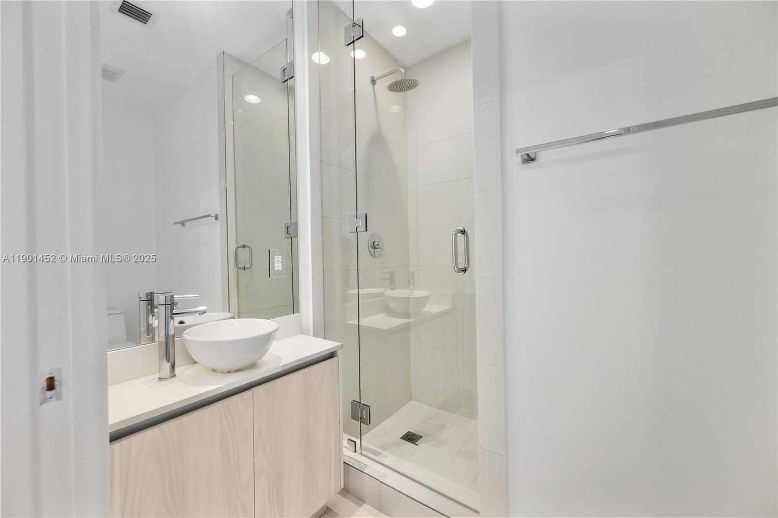 480 NE 31st St #1504, Miami FL 33137