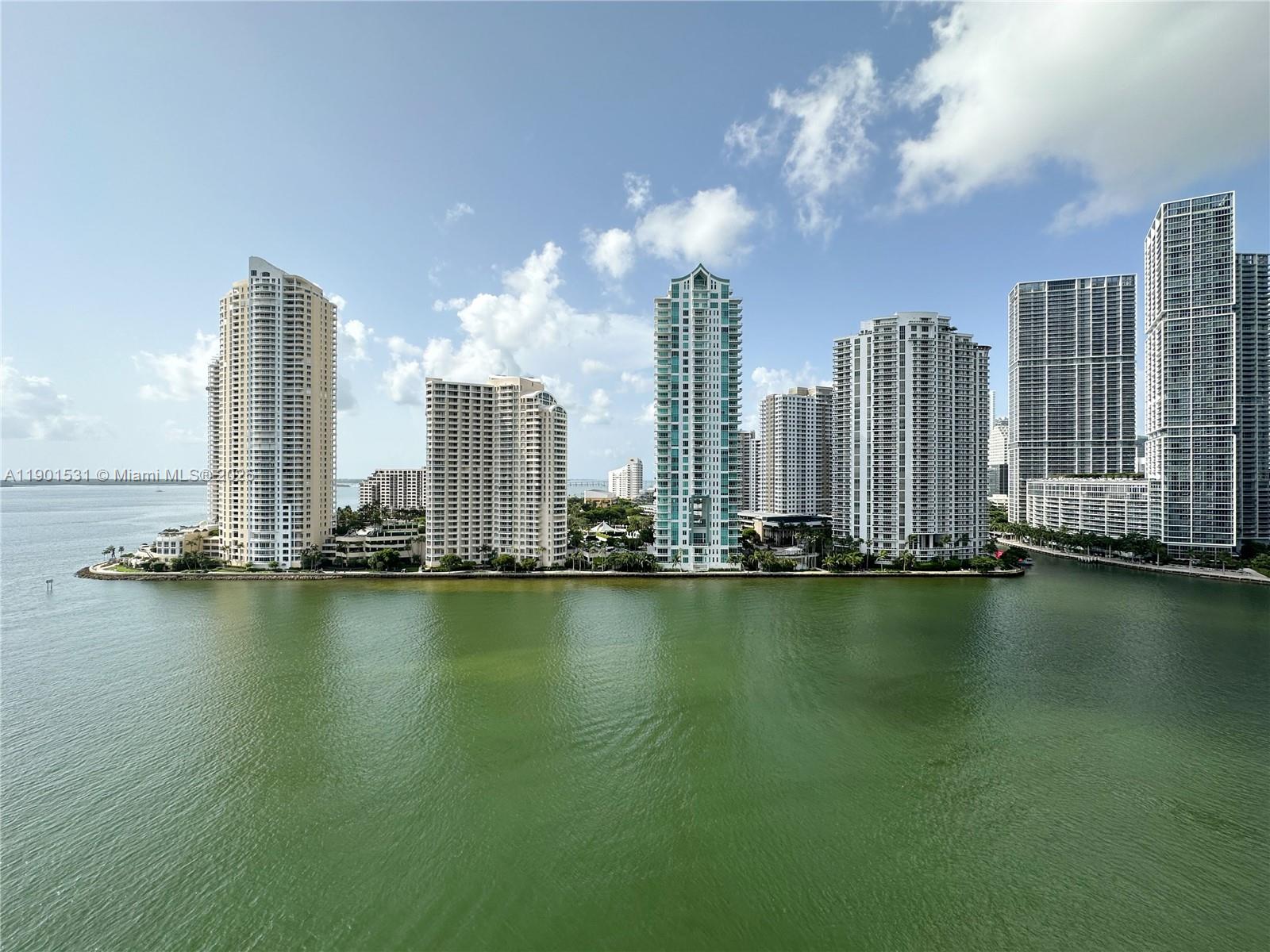 335 S Biscayne Blvd #1605, Miami FL 33131