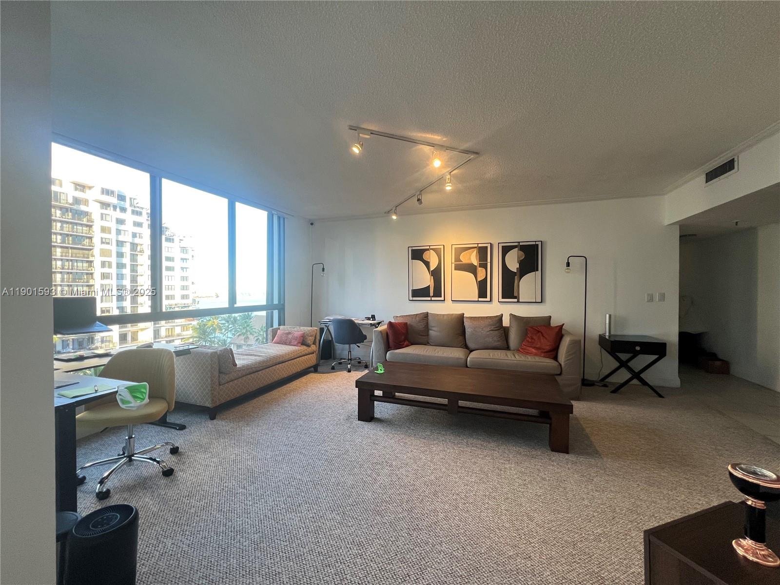 520 Brickell Key Dr #A900, Miami FL 33131