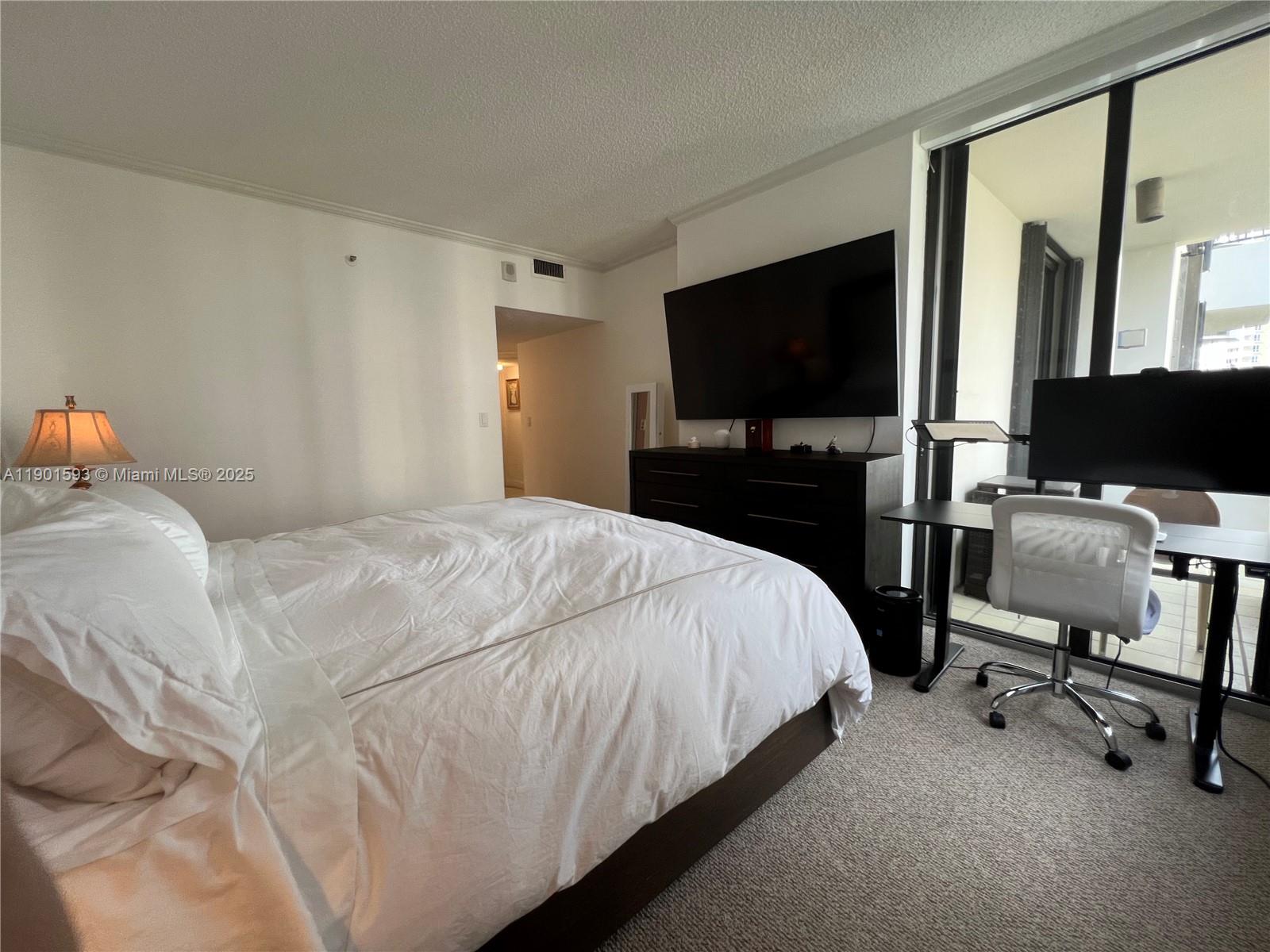 520 Brickell Key Dr #A900, Miami FL 33131