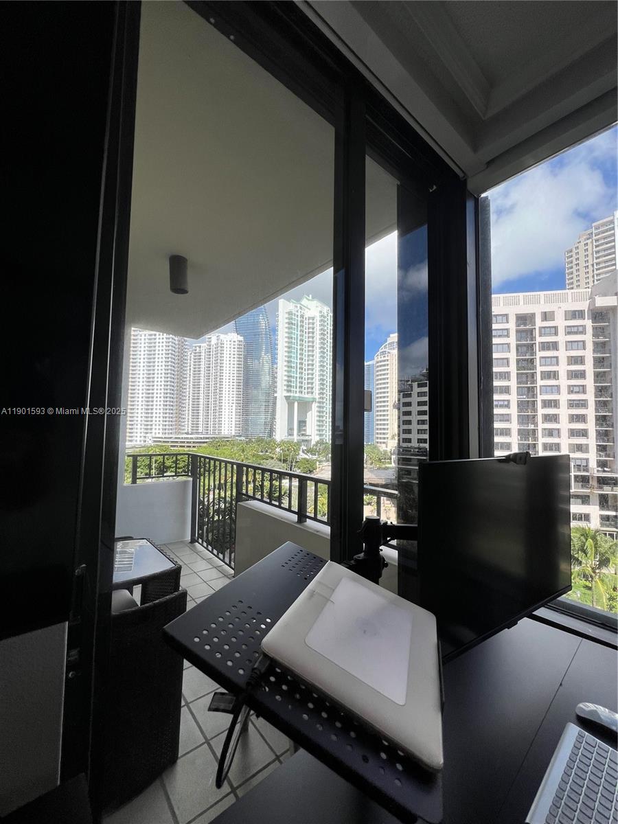 520 Brickell Key Dr #A900, Miami FL 33131