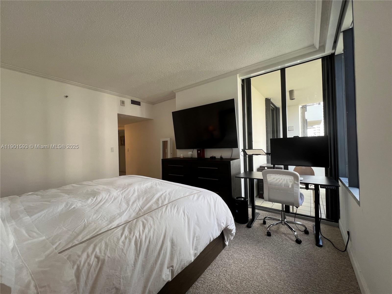 520 Brickell Key Dr #A900, Miami FL 33131