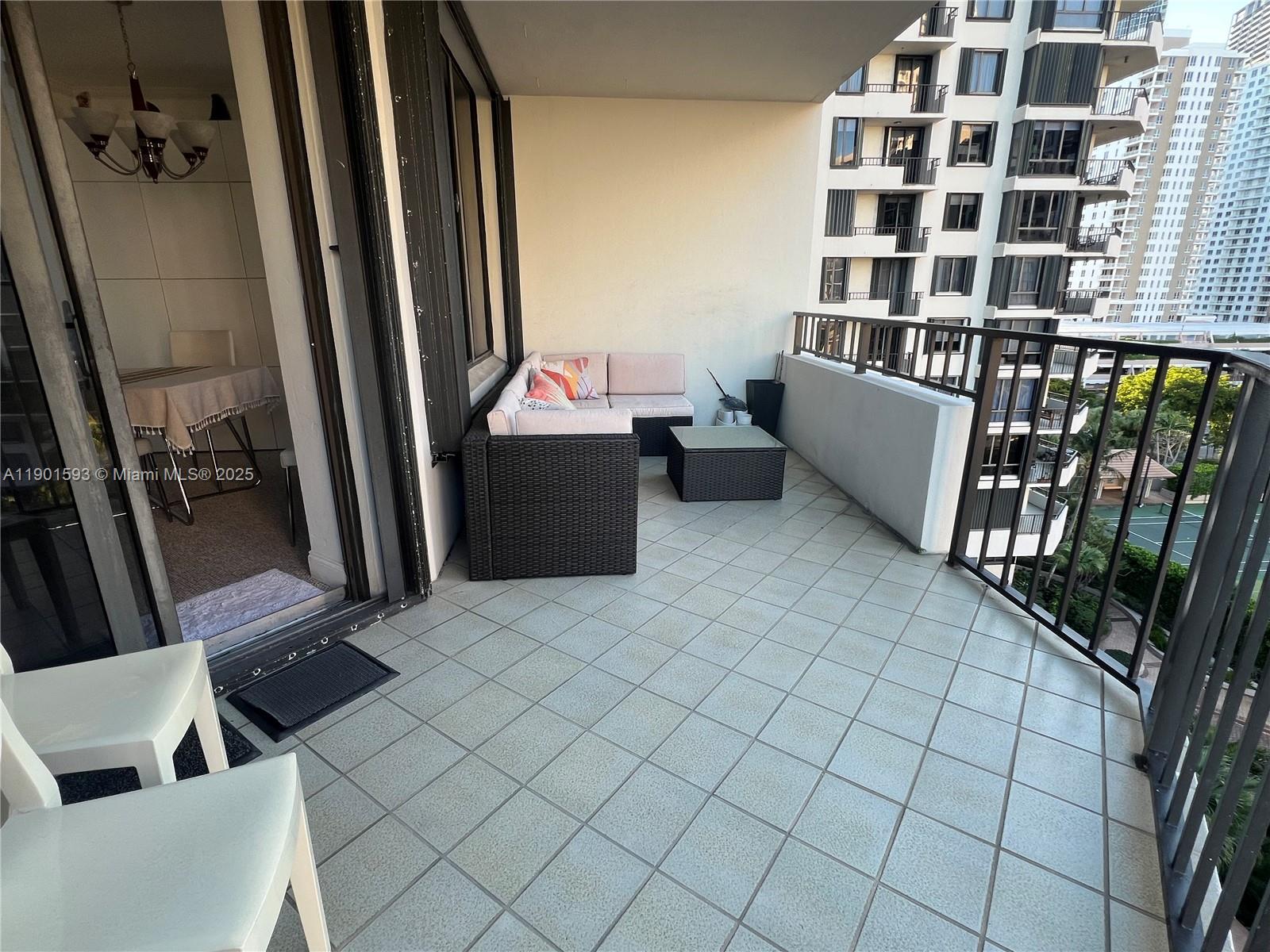 520 Brickell Key Dr #A900, Miami FL 33131