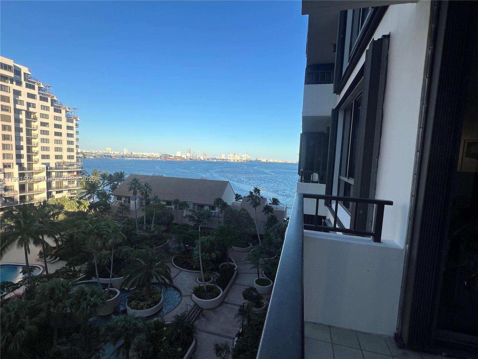 520 Brickell Key Dr #A900, Miami FL 33131