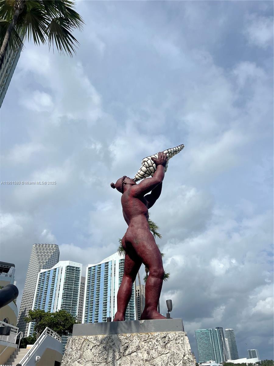 520 Brickell Key Dr #A900, Miami FL 33131