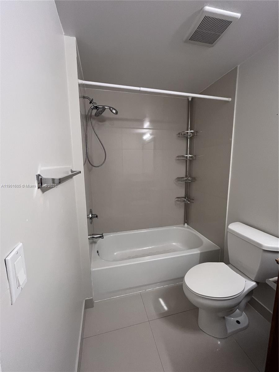 601 NE 23rd St #606, Miami FL 33137