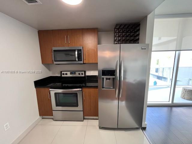 601 NE 23rd St #606, Miami FL 33137