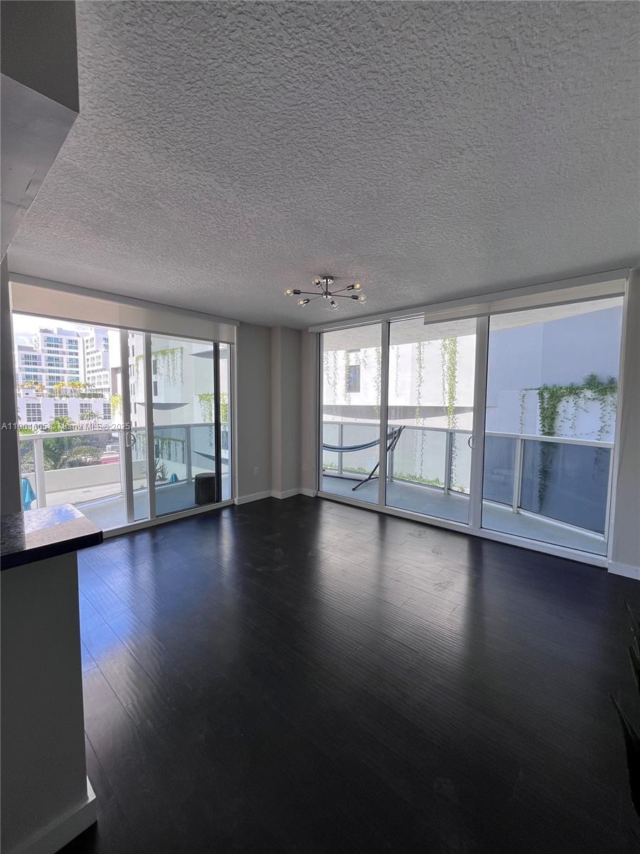 601 NE 23rd St #606, Miami FL 33137